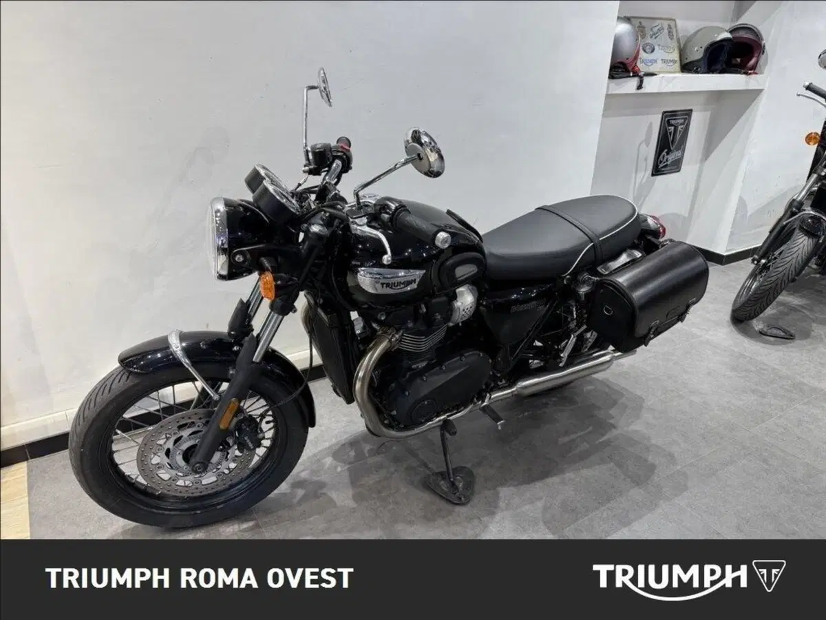 Triumph Bonneville T100 (2021 - 25) (9)