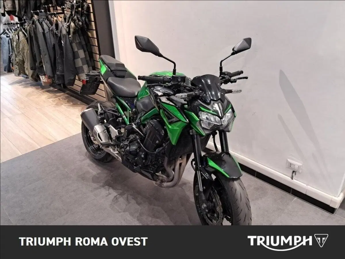 Kawasaki Z 900 (2021 - 24) (5)