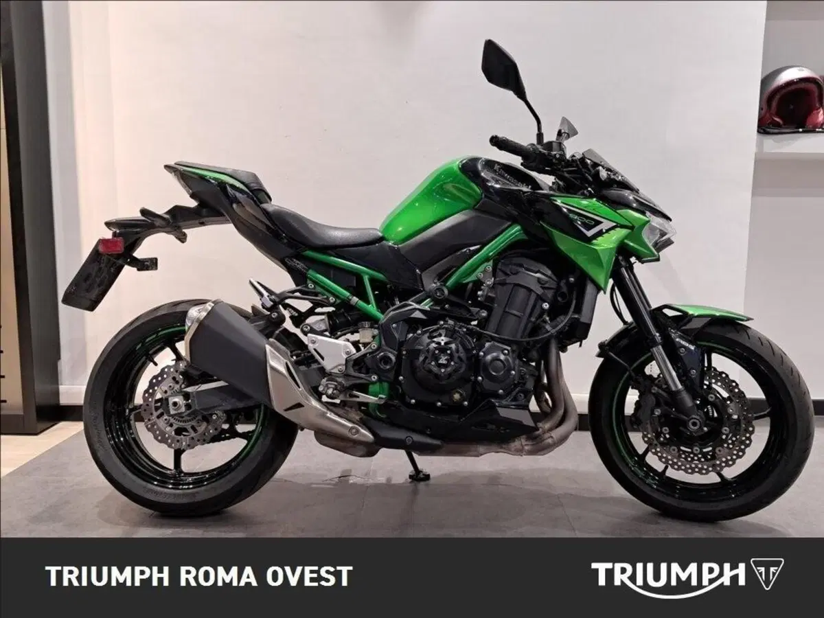 Kawasaki Z 900 (2021 - 24) (2)