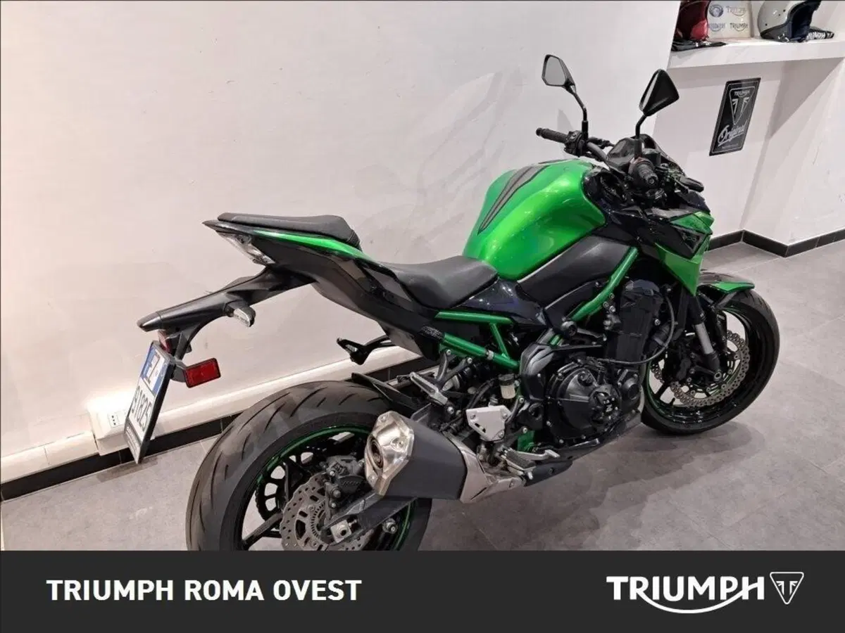 Kawasaki Z 900 (2021 - 24) (3)