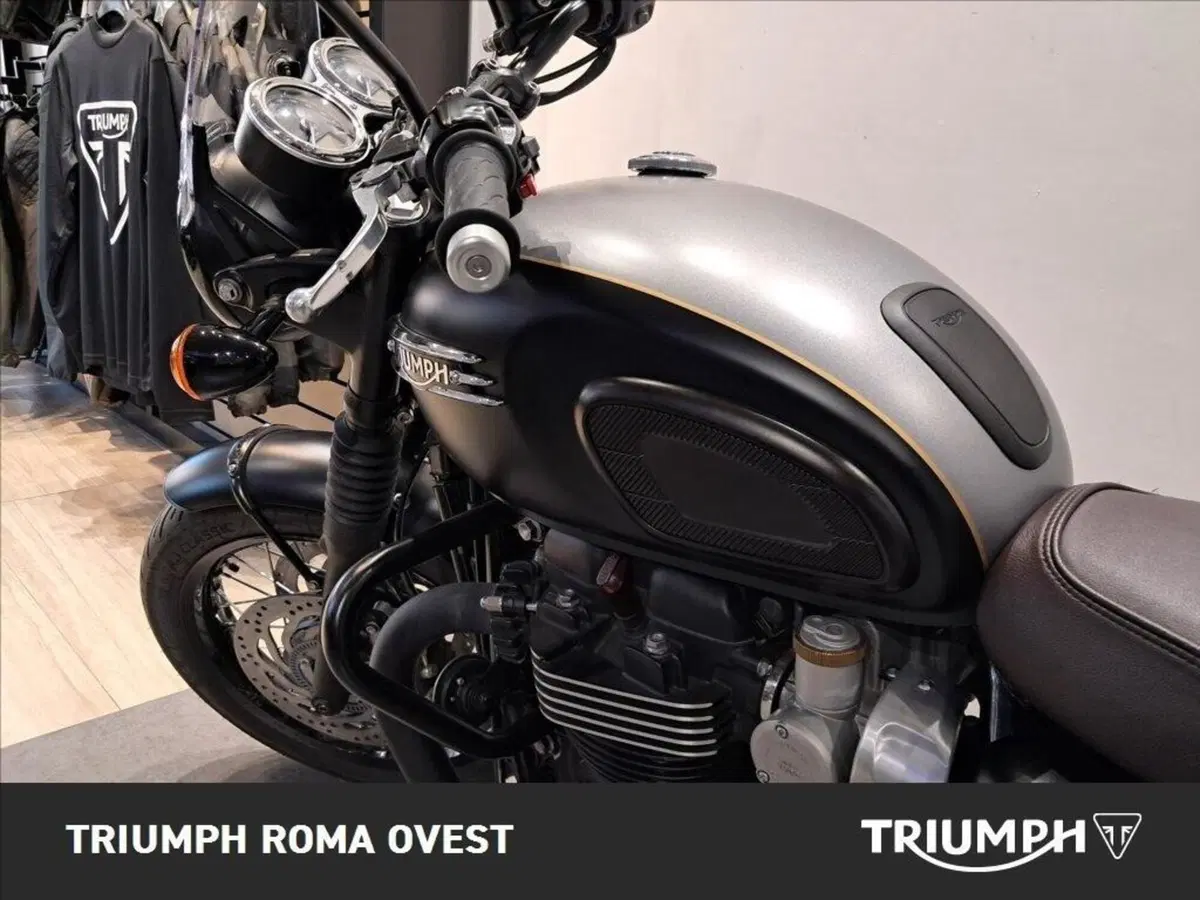 Triumph Bonneville T120 Gold Line Edition (2022 - 23) (9)