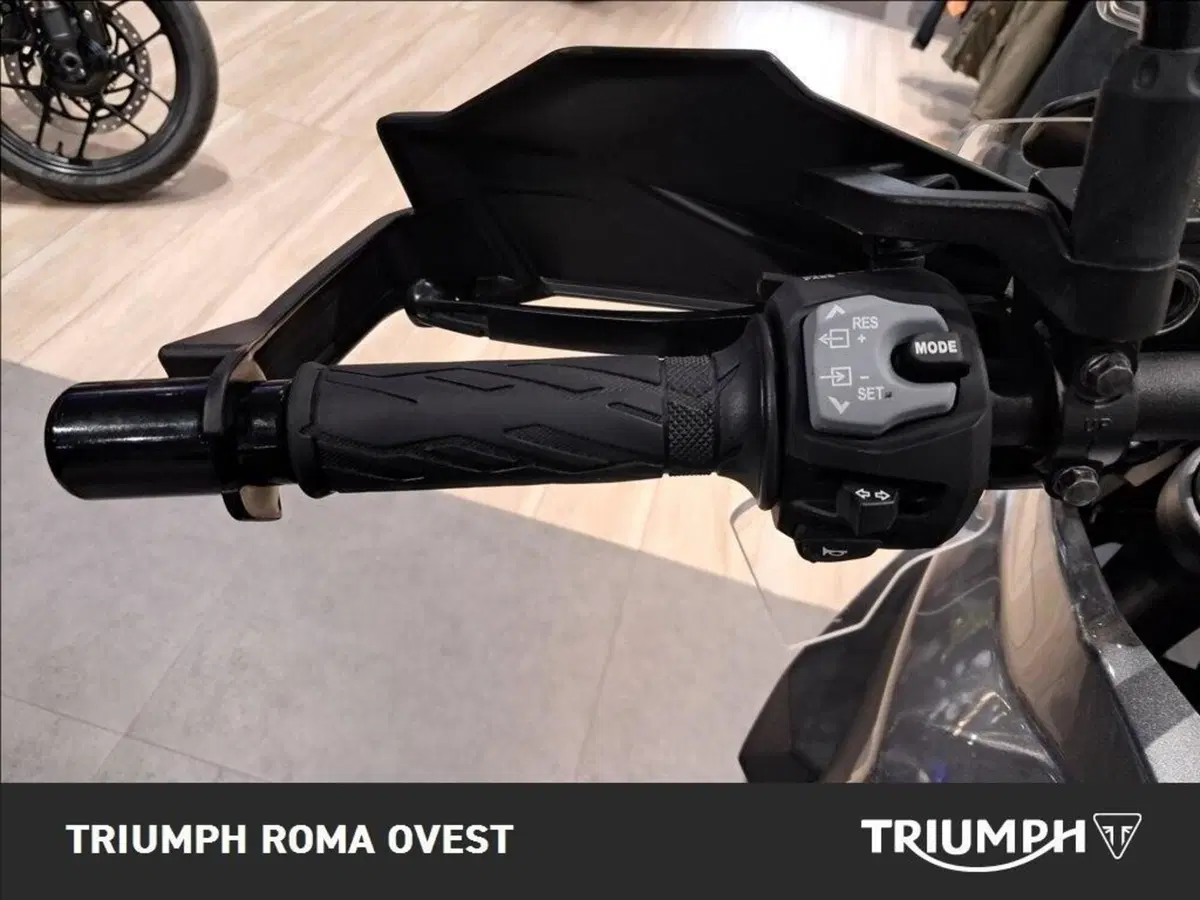 Suzuki V-Strom 1050XT (2020 - 23) (11)