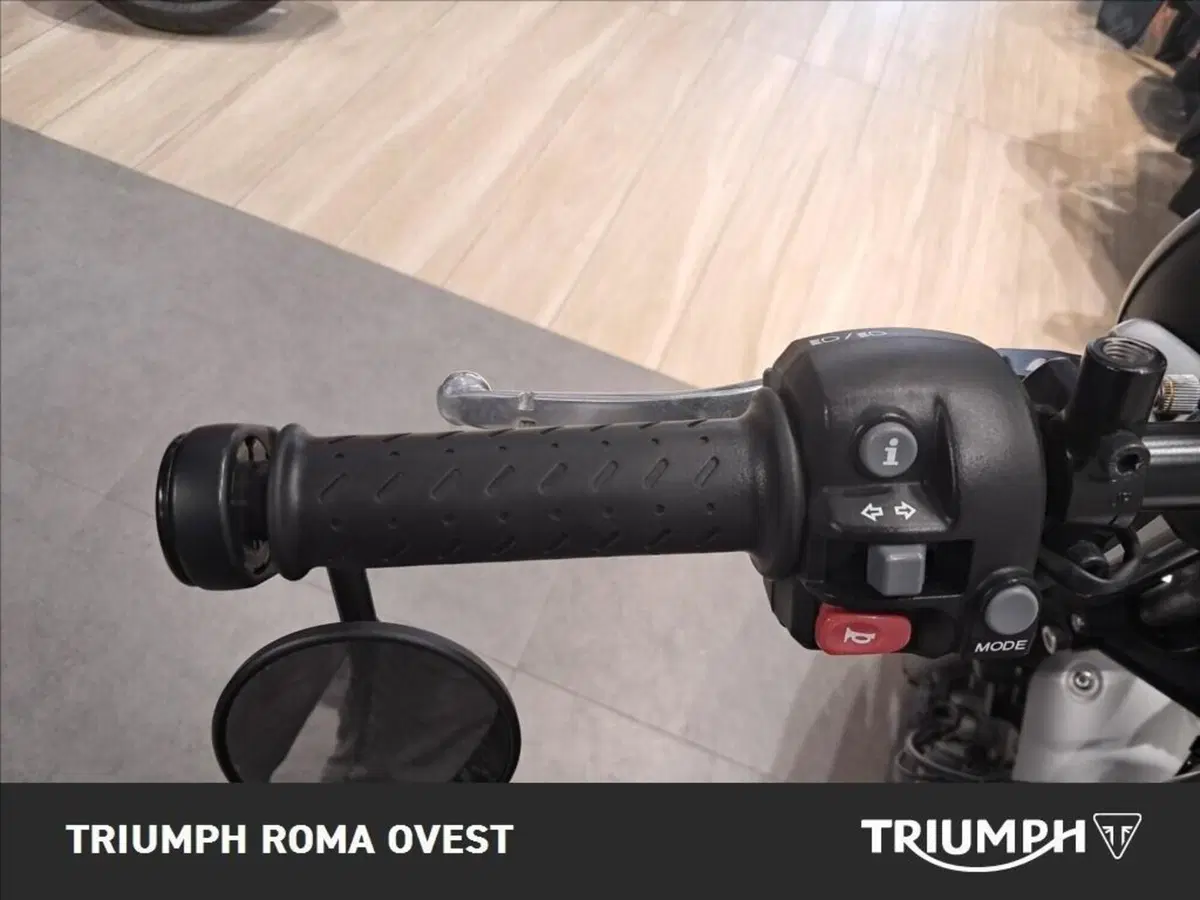 Triumph Street Twin EC1 Special Edition (2022 - 23) (11)