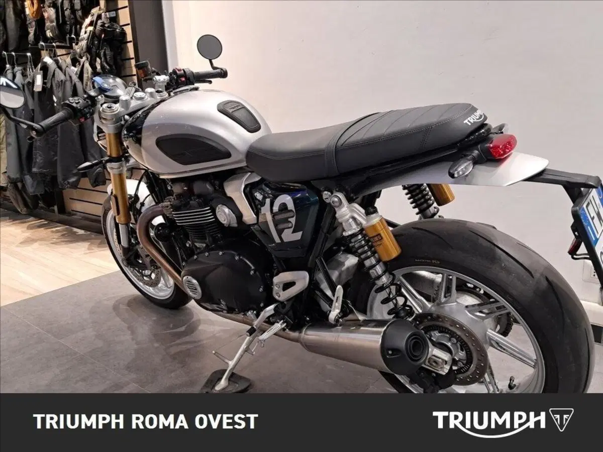 Triumph Speed Twin 1200 RS (2025 - 26) (11)