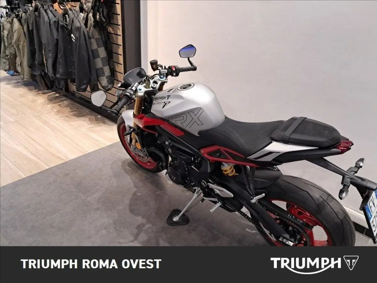 Triumph Street Triple 765 RX (2026) (5)