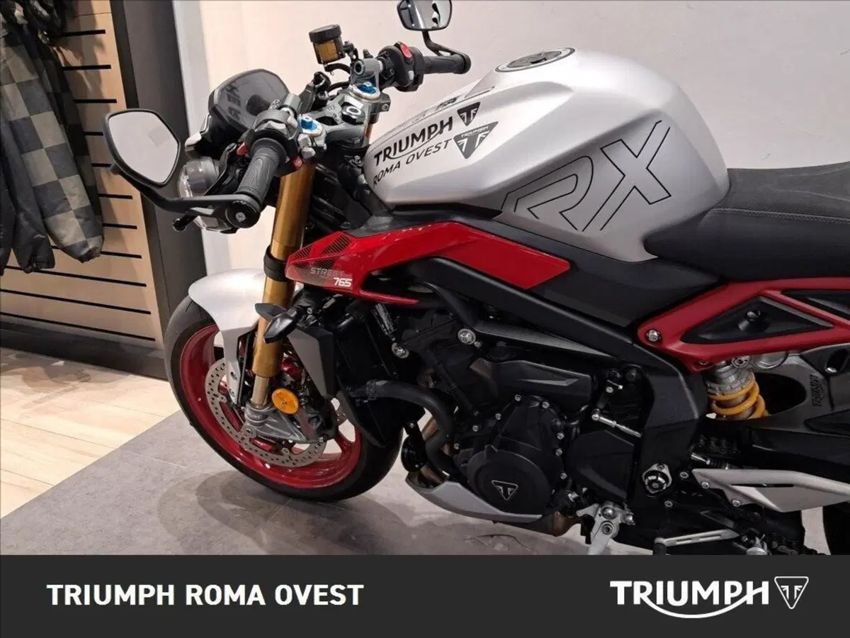 Triumph Street Triple 765 RX (2026) (11)