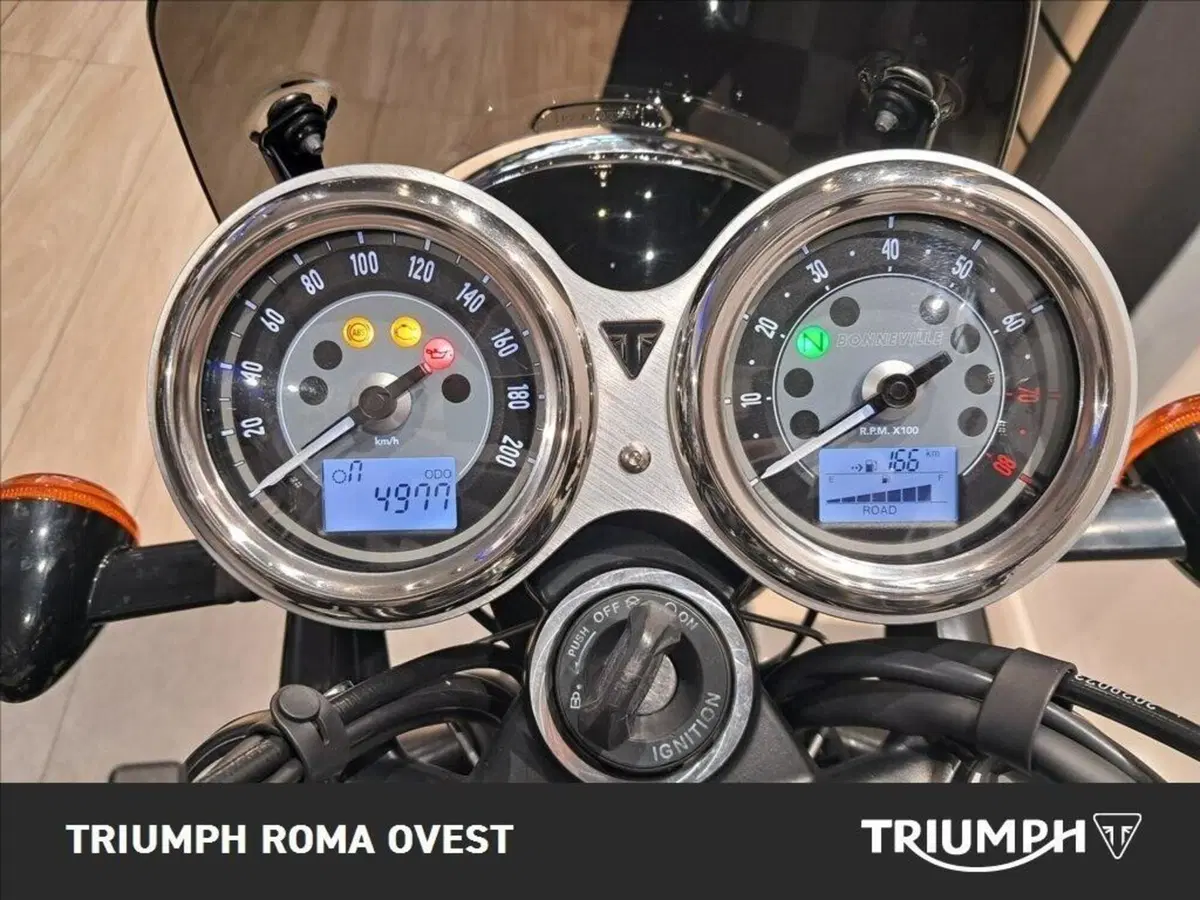 Triumph Bonneville T100 (2017 - 20) (7)