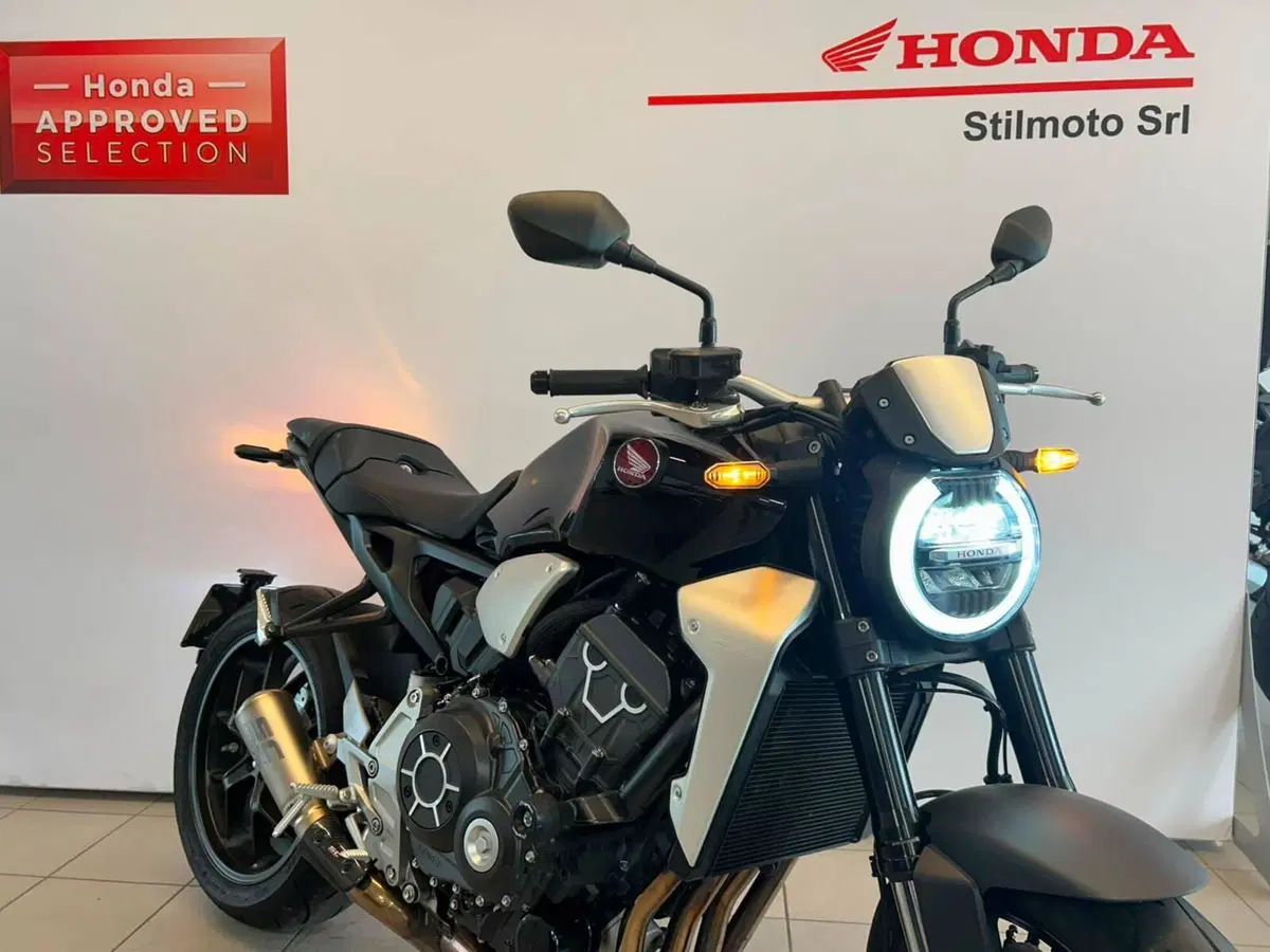 Honda CB 1000 R + Neo Sport Cafè (2019 - 20) (2)