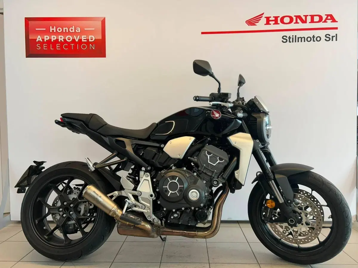 Honda CB 1000 R + Neo Sport Cafè (2019 - 20)