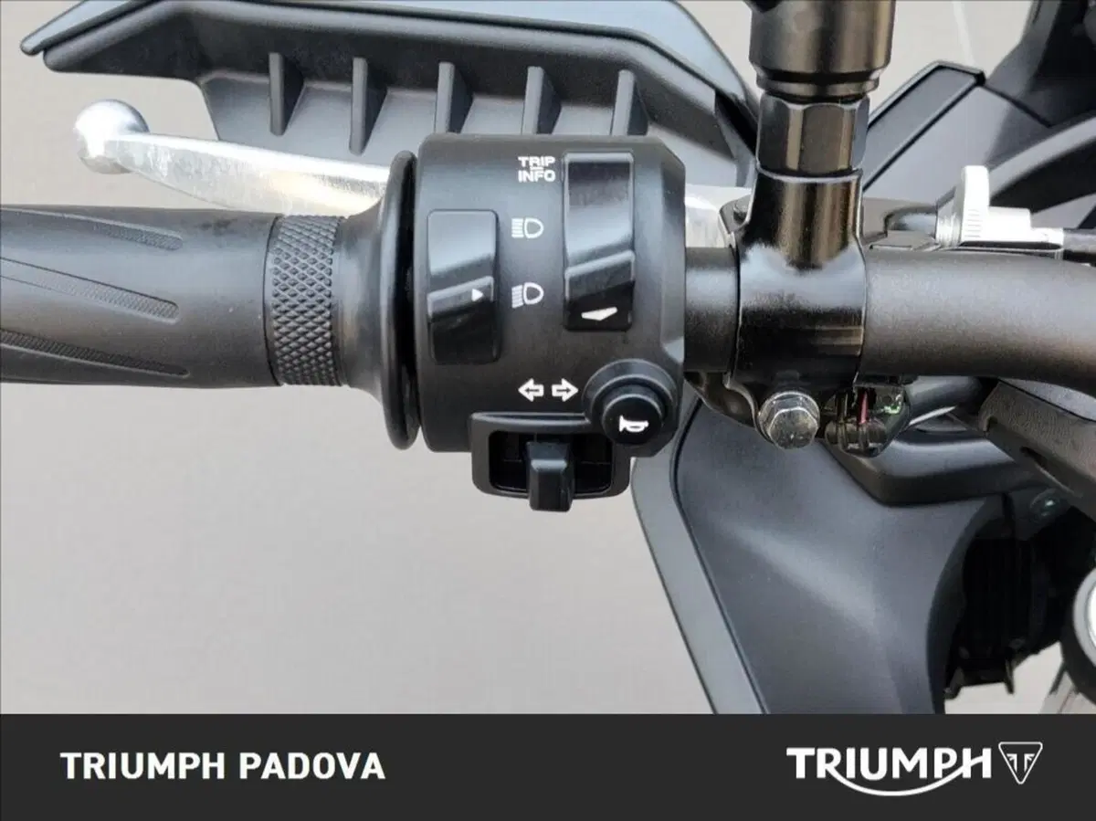 Yamaha Tracer 7 (2021 - 24) (12)