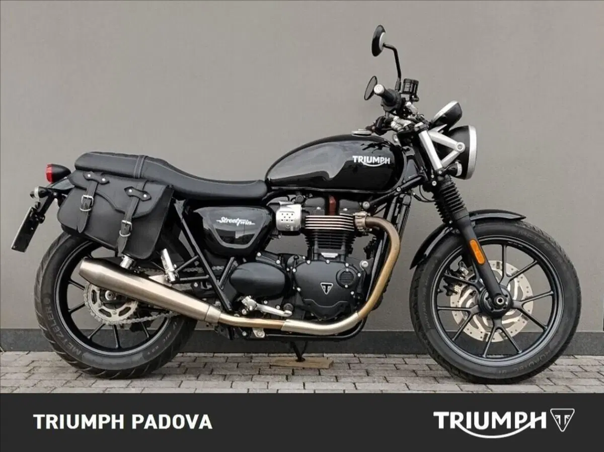 Triumph Street Twin 900 (2016) (2)