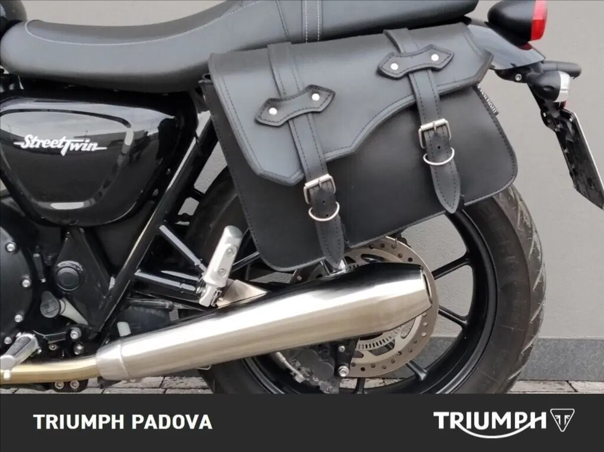 Triumph Street Twin 900 (2016) (14)
