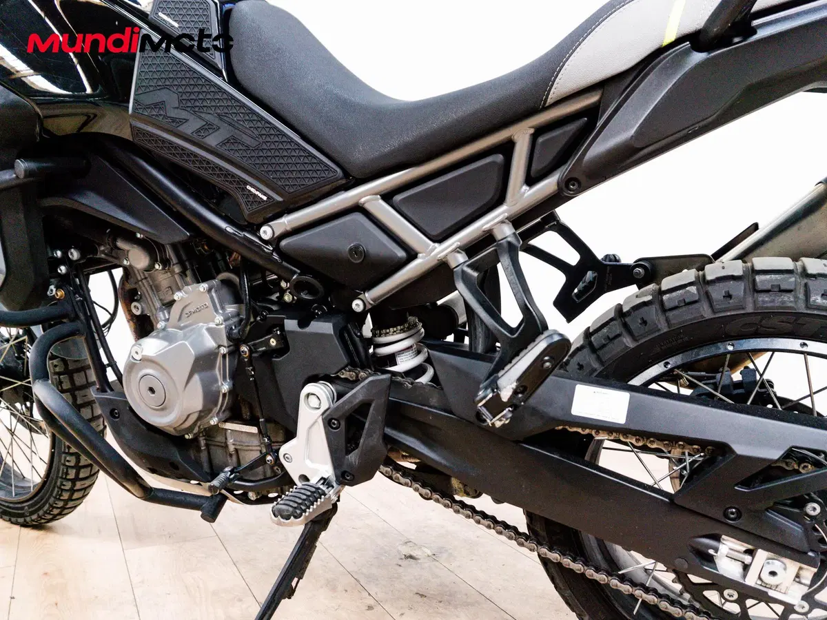 CFMOTO 450MT (2024 - 26) (10)