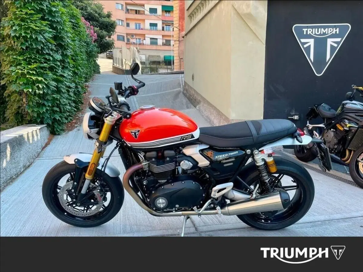 Triumph Speed Twin 1200 RS (2025 - 26) (2)