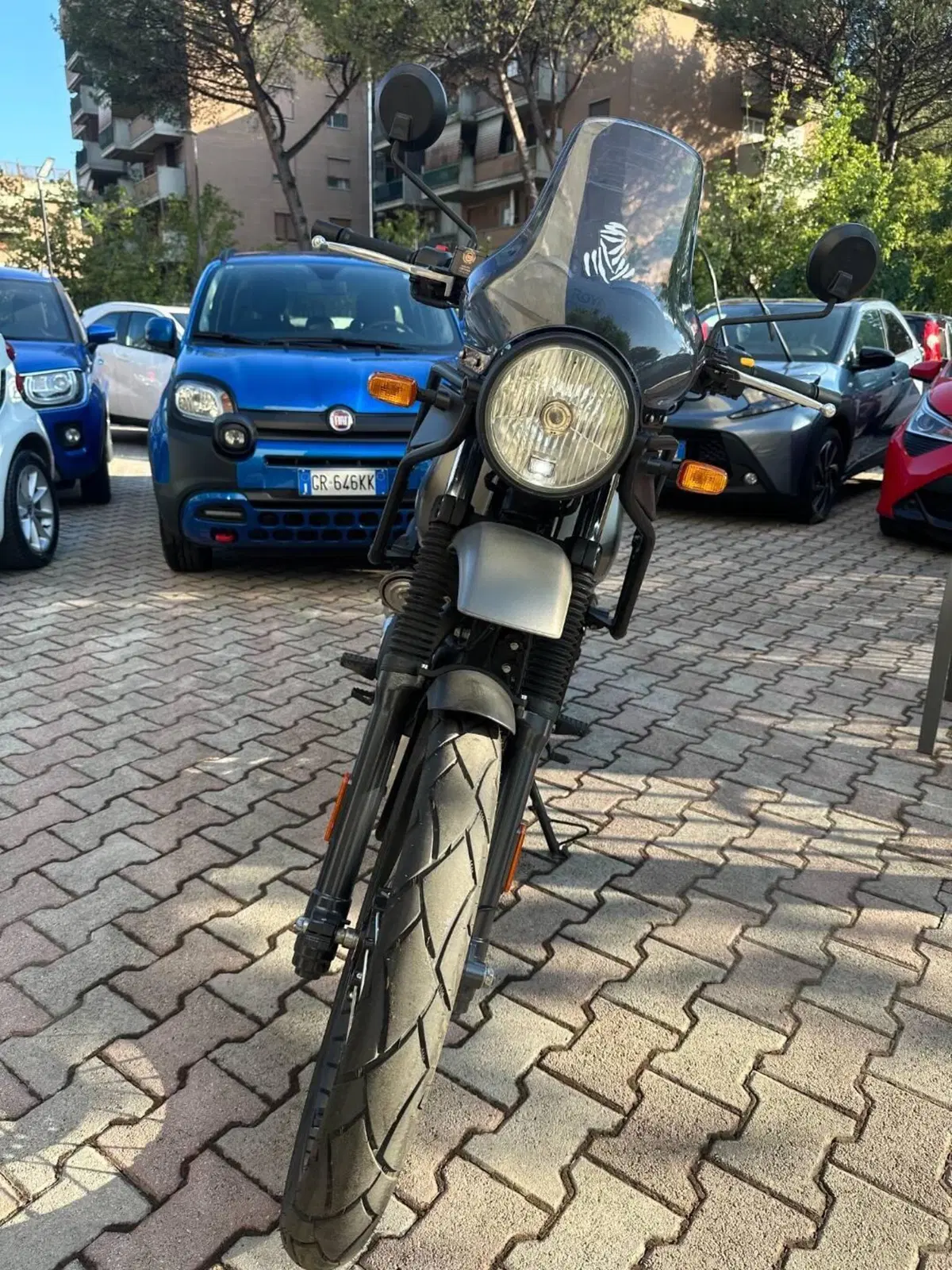 Royal Enfield Himalayan 411 (2021 - 24) (2)