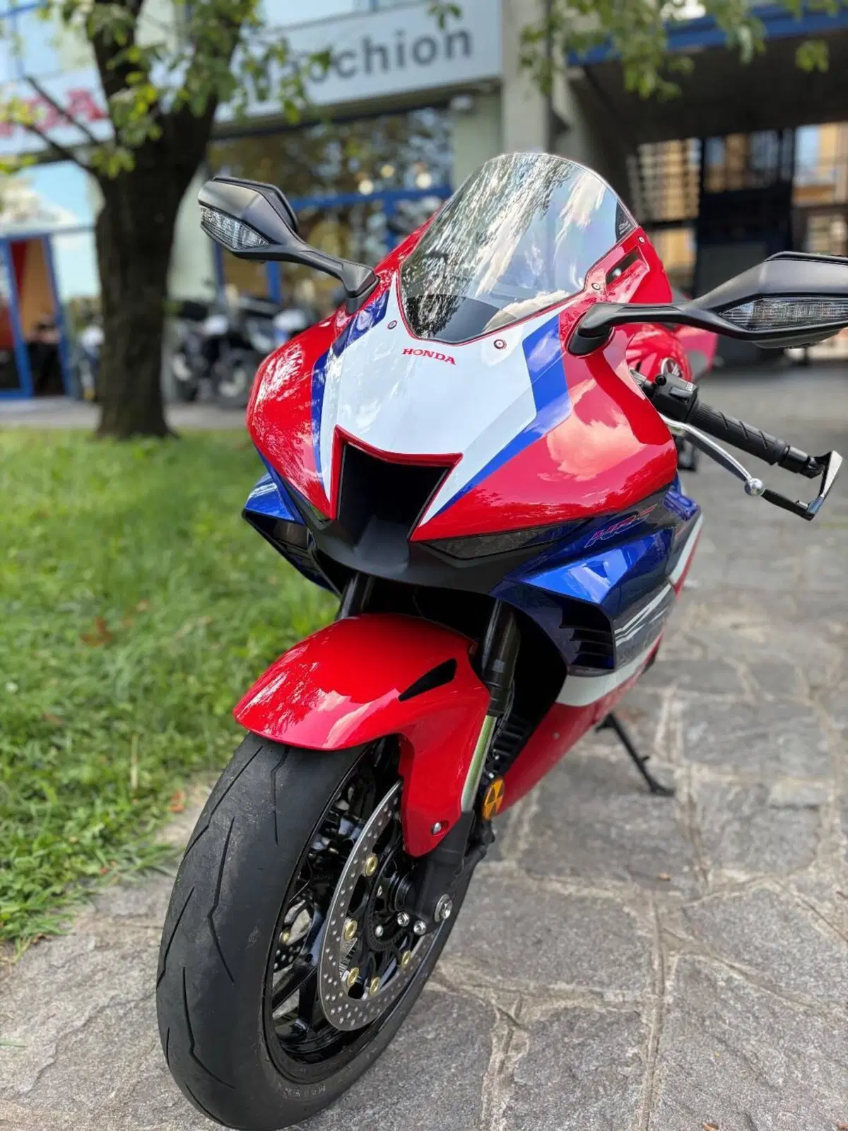 Honda CBR 1000 RR-R Fireblade (2024 - 26) (3)