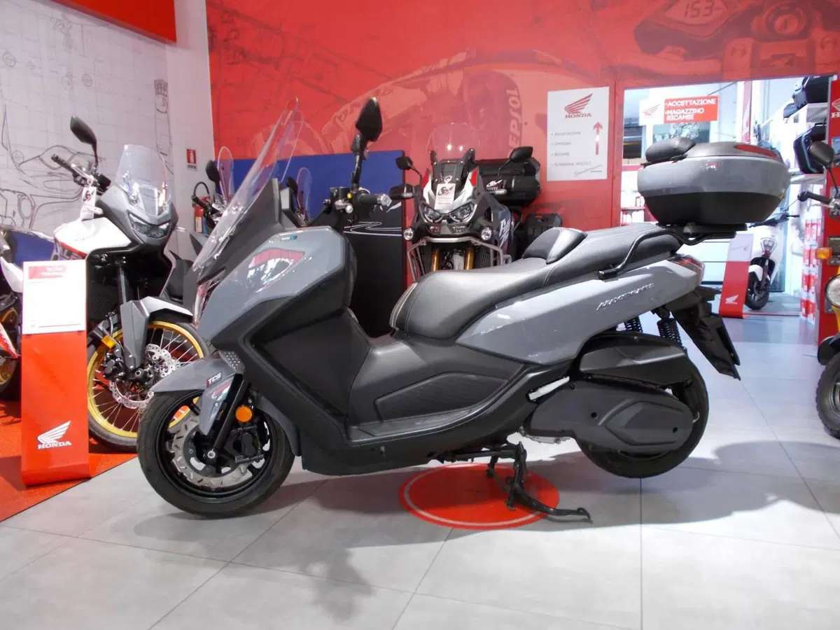 Sym Maxsym 400 (2021 - 25) (2)