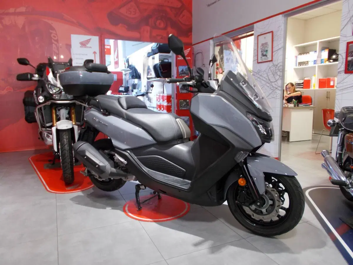 Sym Maxsym 400 (2021 - 25) (10)