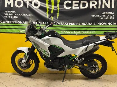 Kawasaki KLE 500 SE (2026) usata