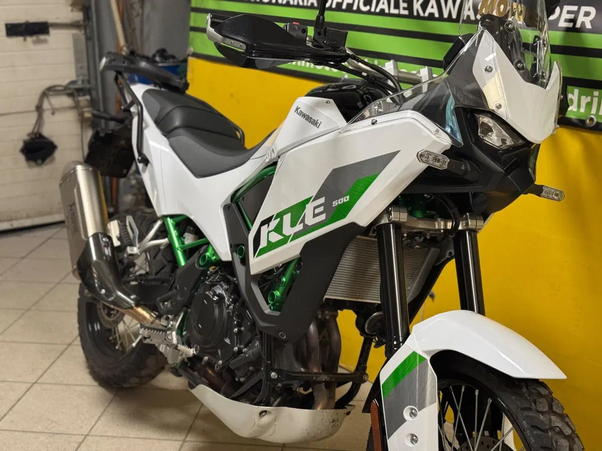 Kawasaki KLE 500 SE (2026) (5)