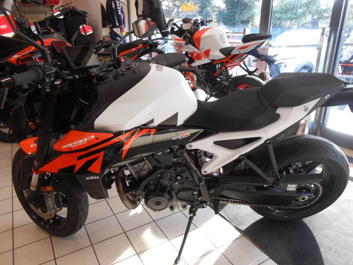 KTM 990 Duke (2024 - 26)