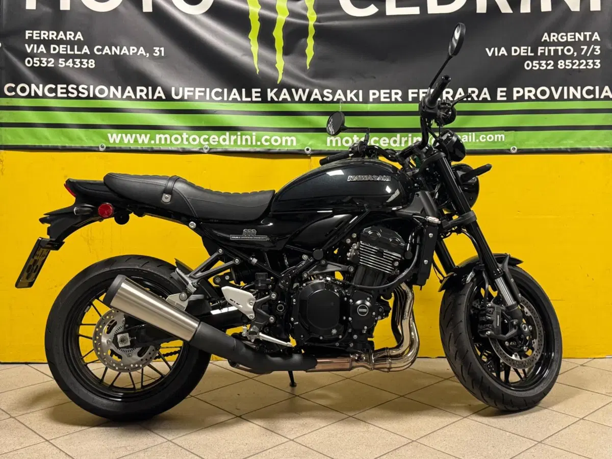 Kawasaki Z 900 RS Black Ball Edition (2026) (3)