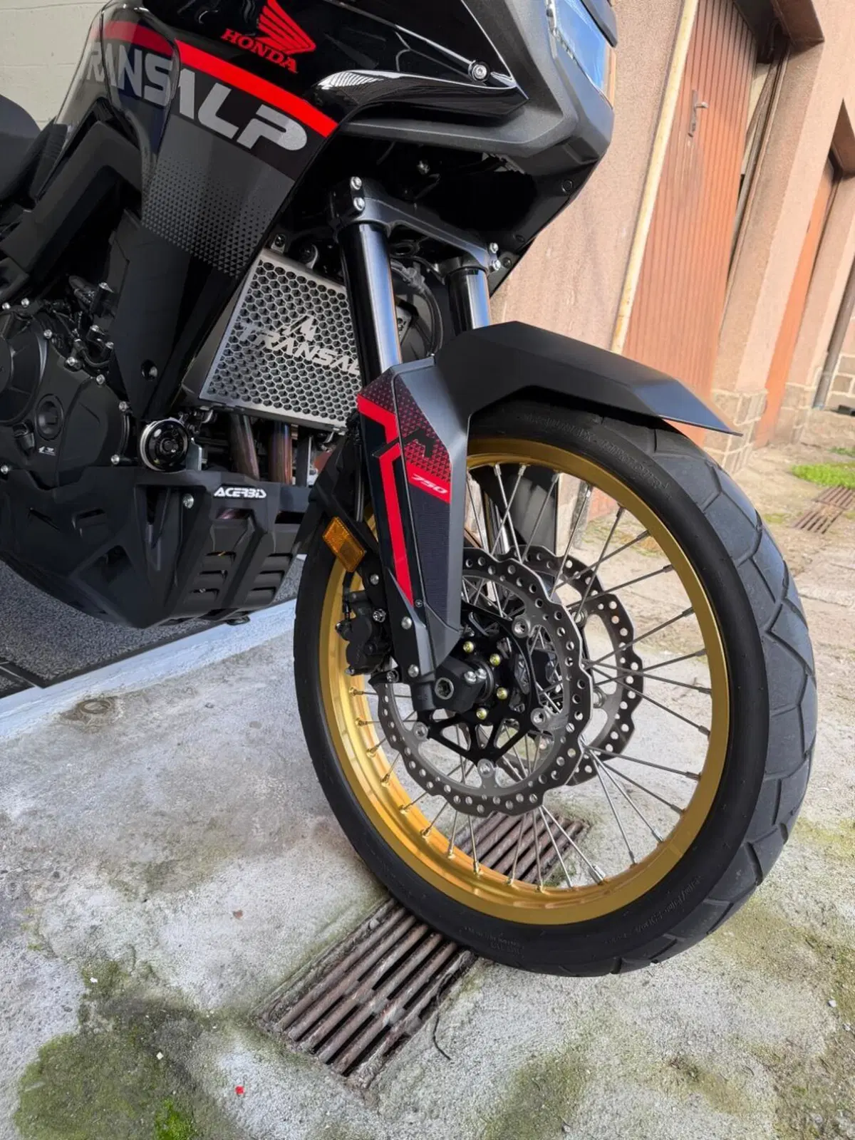 Honda Transalp XL750 (2025) (8)