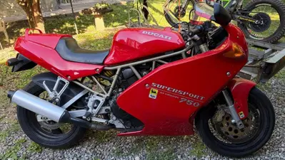 Ducati Supersport 750 d'epoca