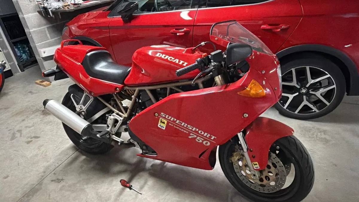 Ducati Supersport 750 (3)