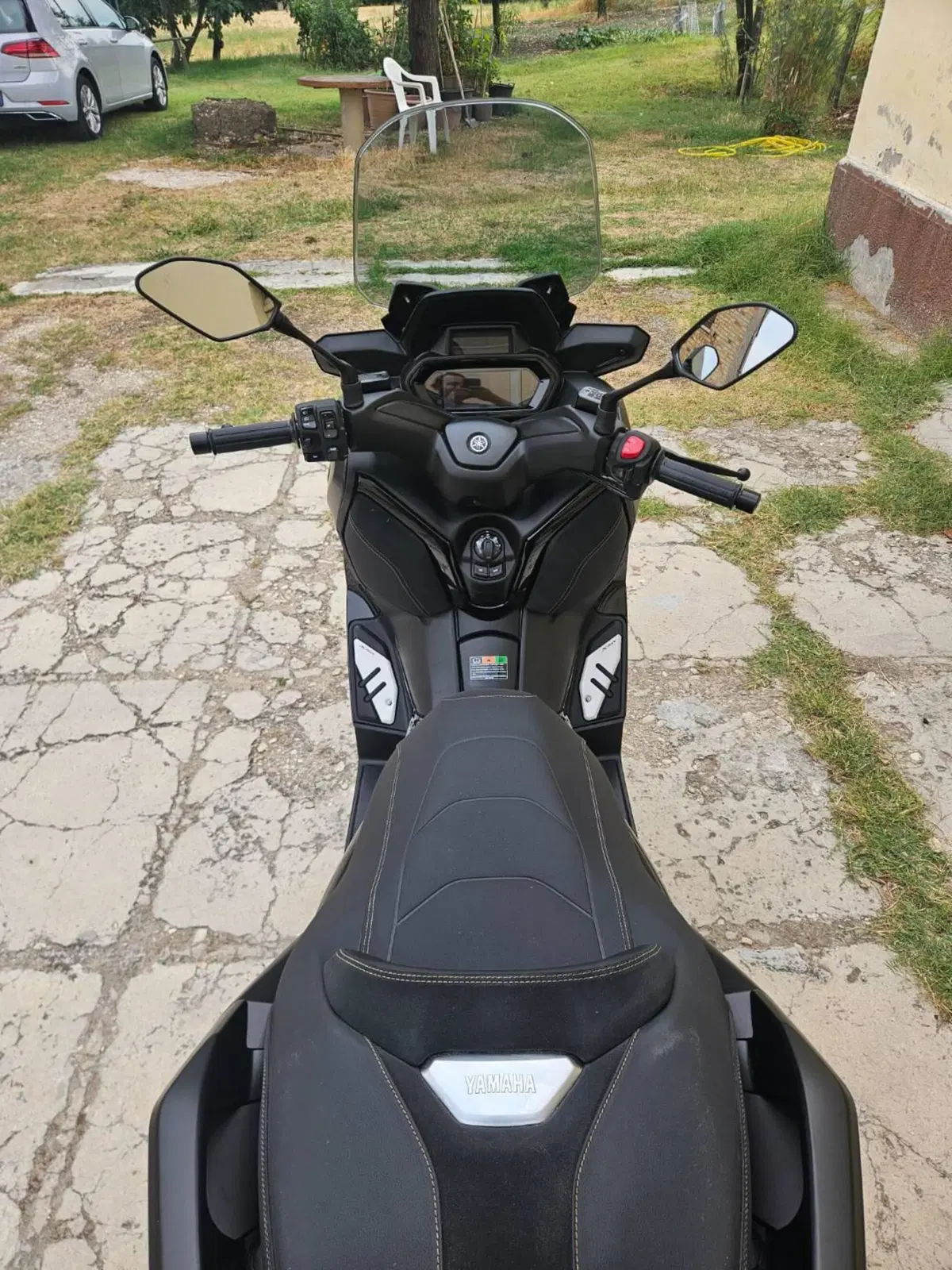 Yamaha X-Max 300 Tech Max (2025 - 26) (6)