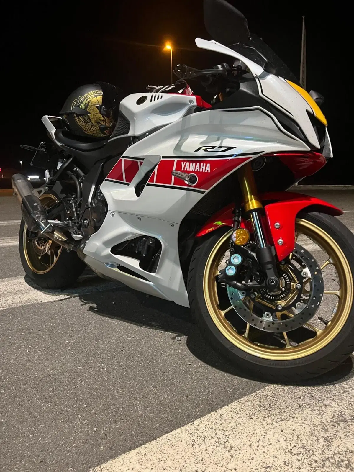 Yamaha YZF R7 World GP 60th Anniversary (2022 - 23) (5)