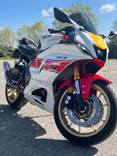 Yamaha YZF R7 World GP 60th Anniversary (2022 - 23) usata