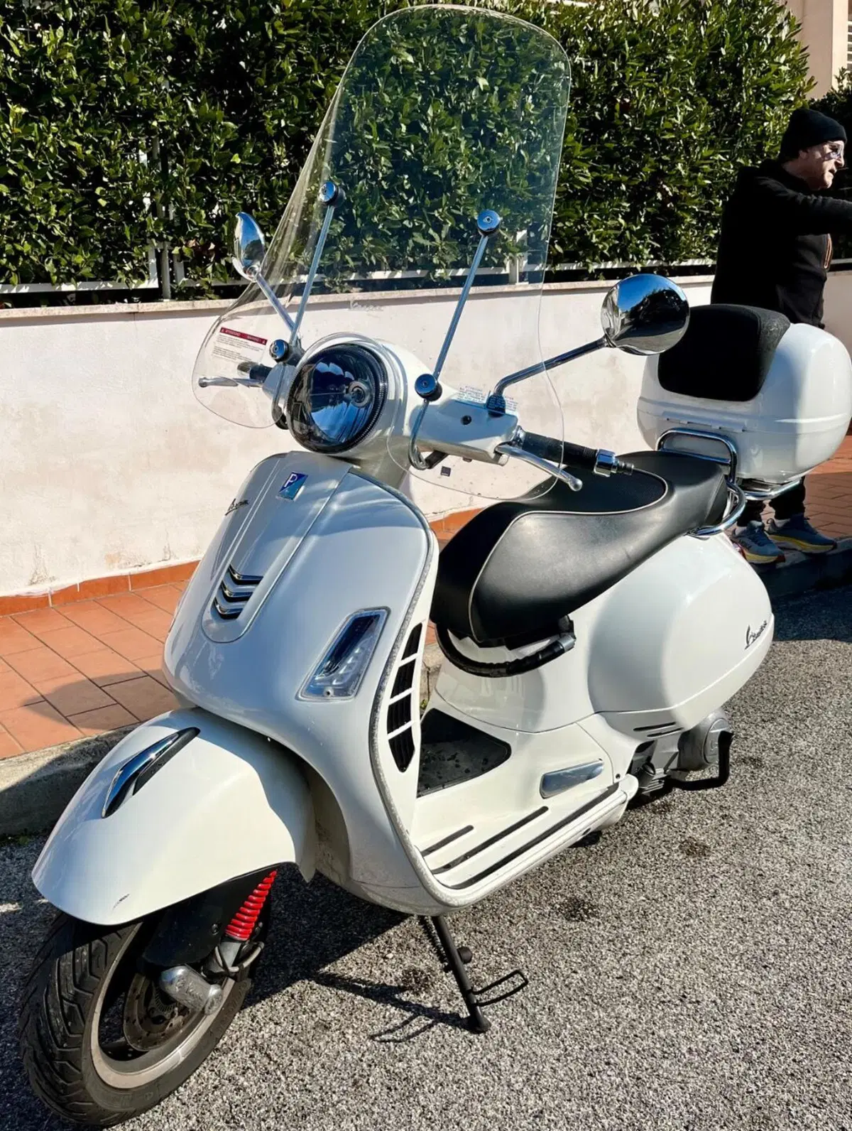 Vespa GTS 300 Super (2017 - 18) (3)