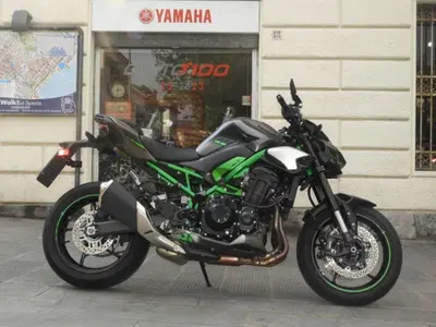 Kawasaki Z 900 (2025 - 26) usata