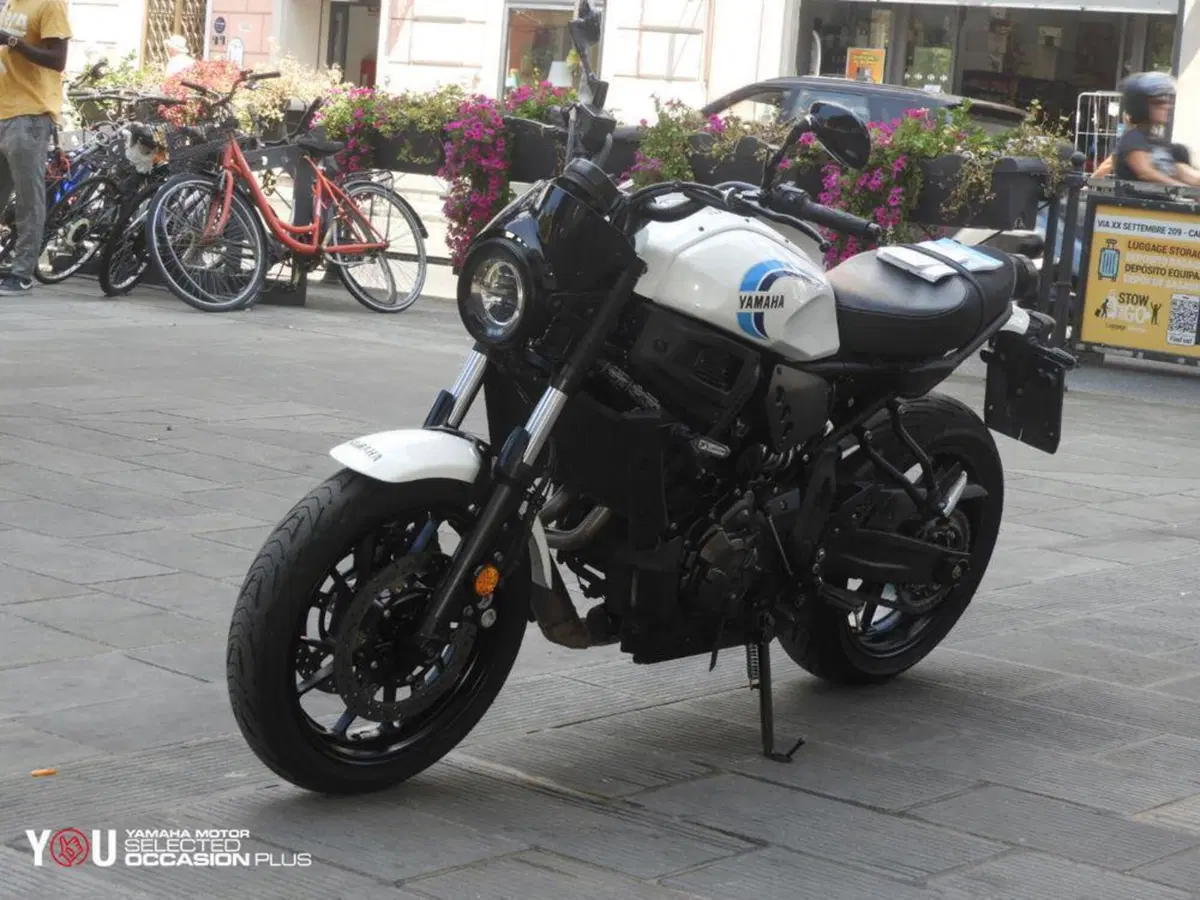 Yamaha XSR 700 (2022 - 26) (8)