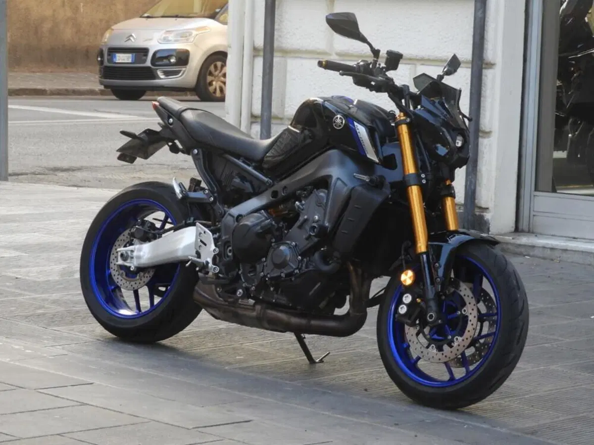 Yamaha MT-09 SP (2021 - 23) (2)