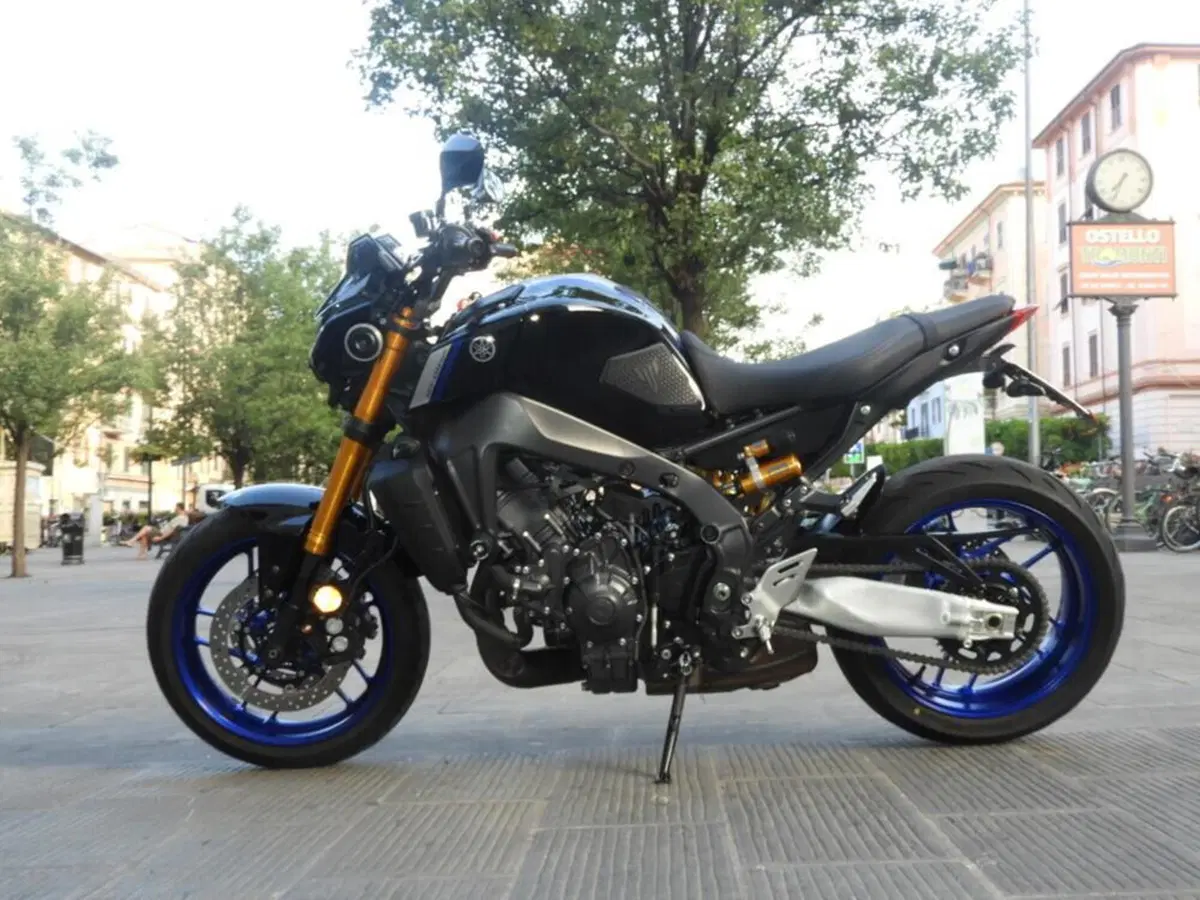 Yamaha MT-09 SP (2021 - 23) (4)