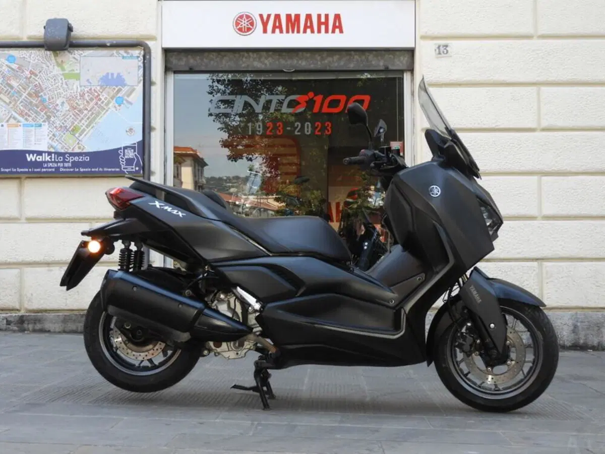 Yamaha X-Max 300 (2021 - 24)