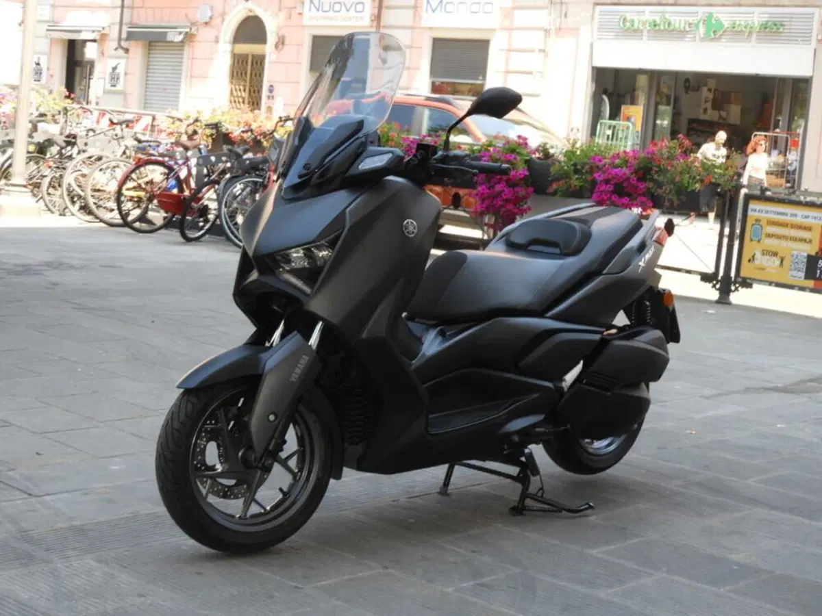 Yamaha X-Max 300 (2021 - 24) (3)
