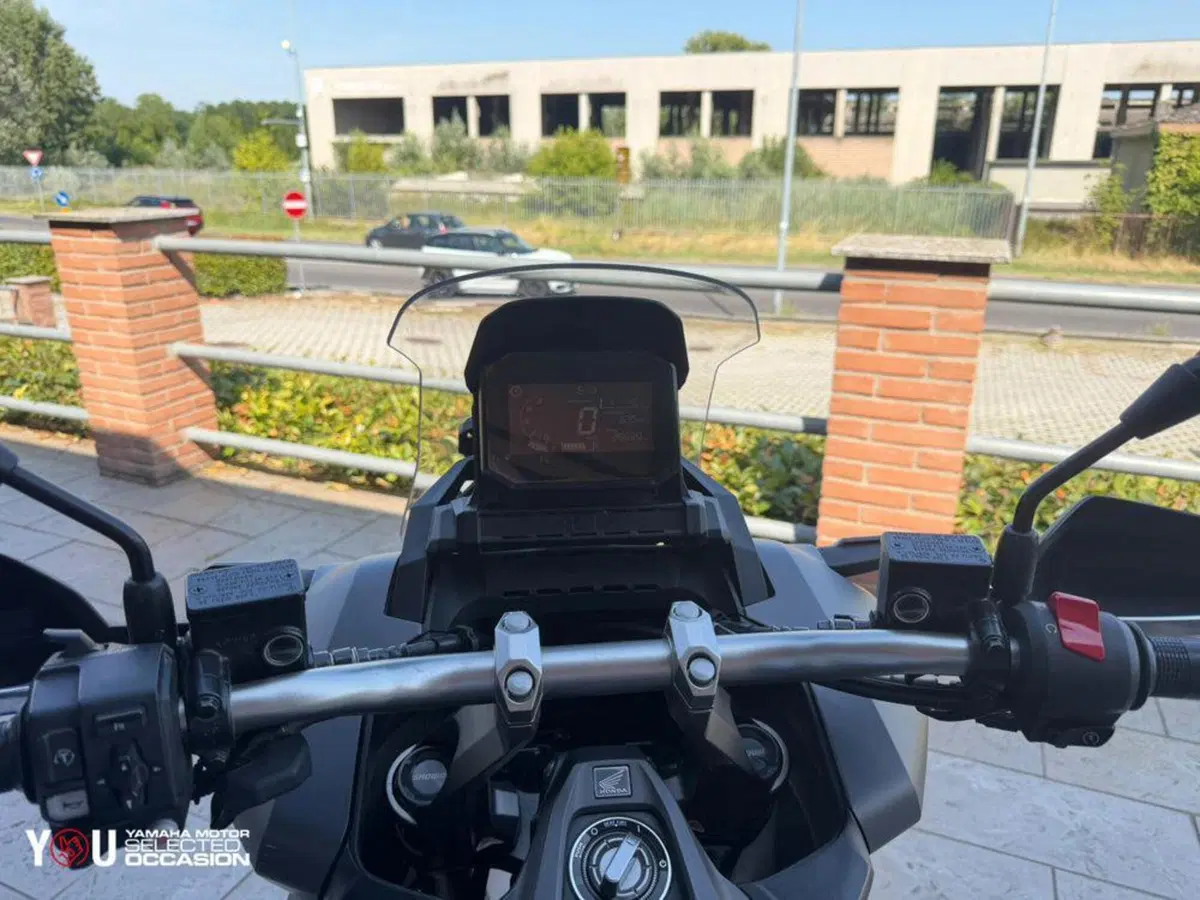 Honda ADV 350 (2022 - 24) (5)