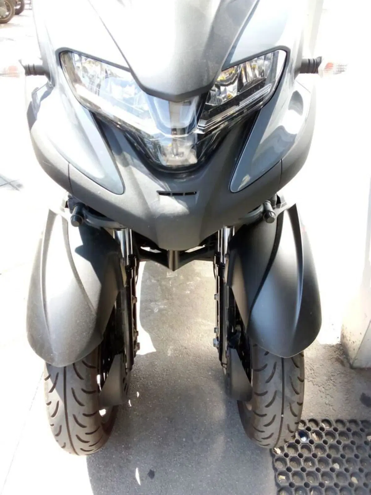 Yamaha Tricity 300 (2025 - 26) (6)