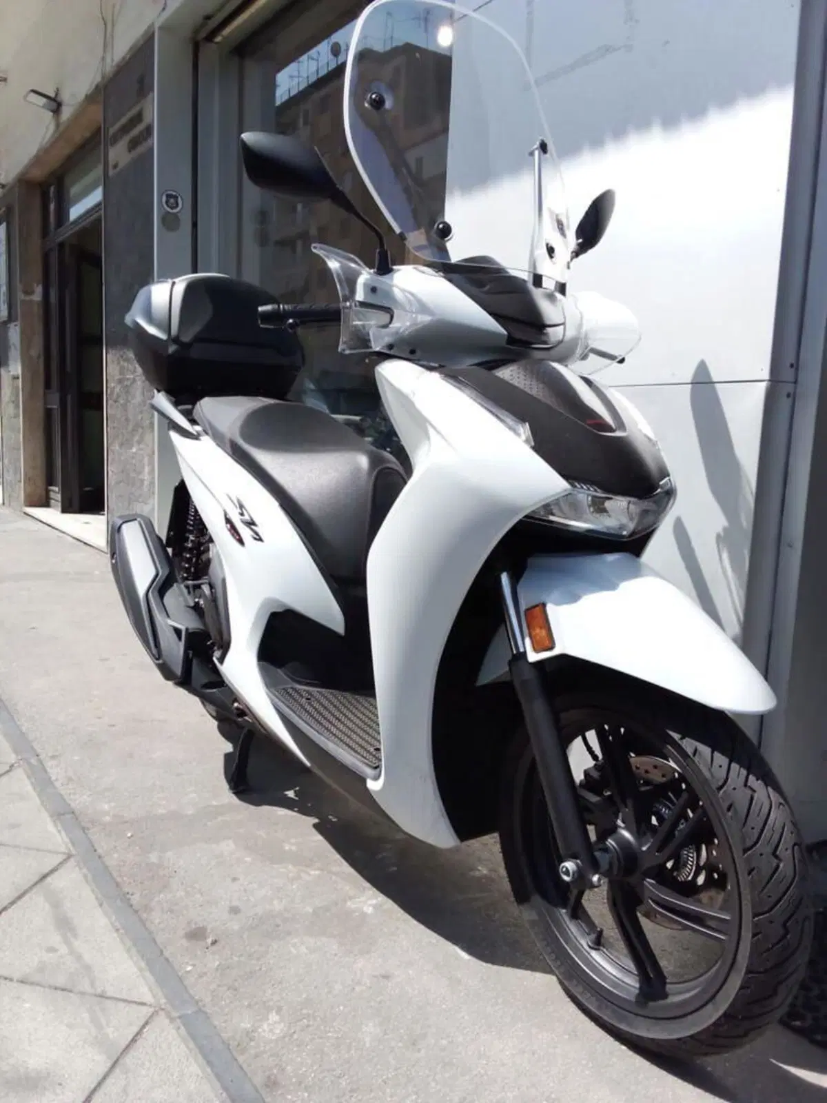 Honda SH 350i GT (2025 - 26) (7)