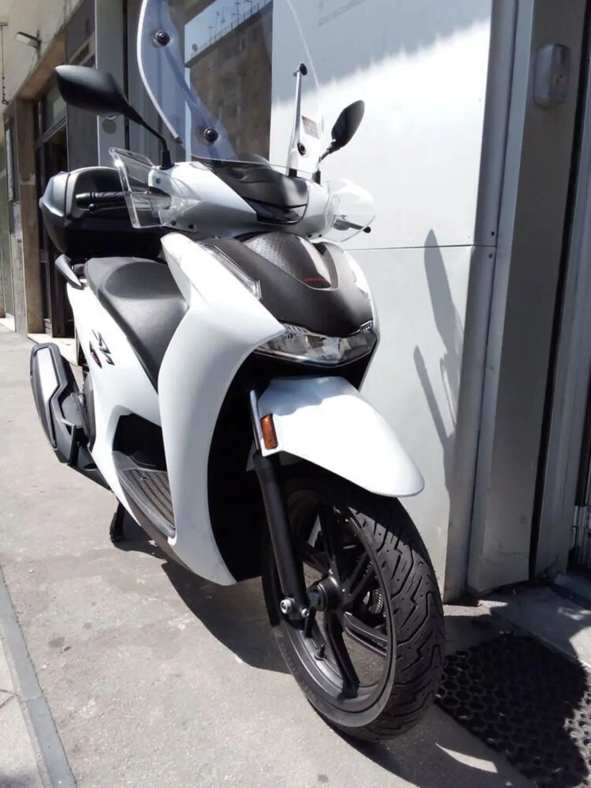 Honda SH 350i GT (2025 - 26) (8)