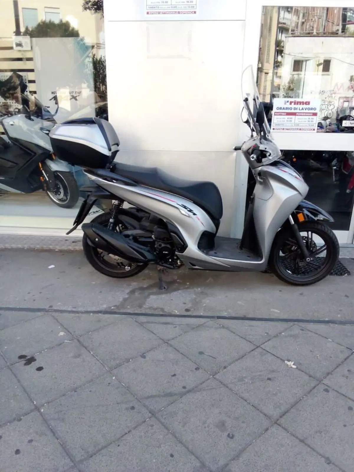 Honda SH 350 Sport (2021 - 24) (5)