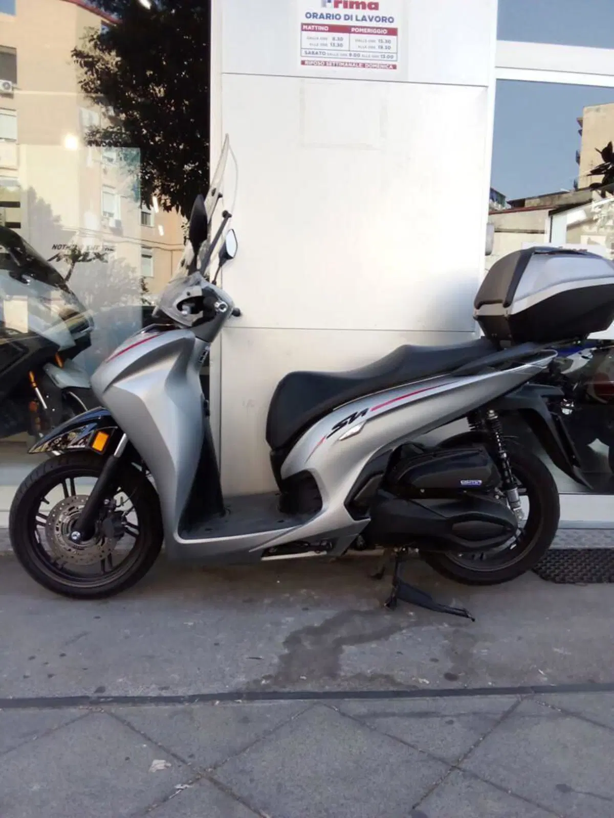 Honda SH 350 Sport (2021 - 24) (4)