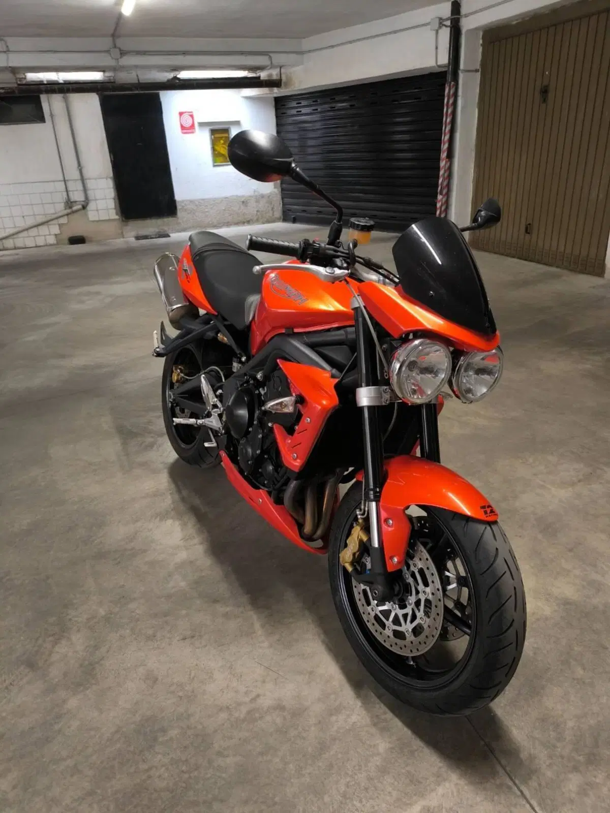Triumph Street Triple R (2009 - 12)