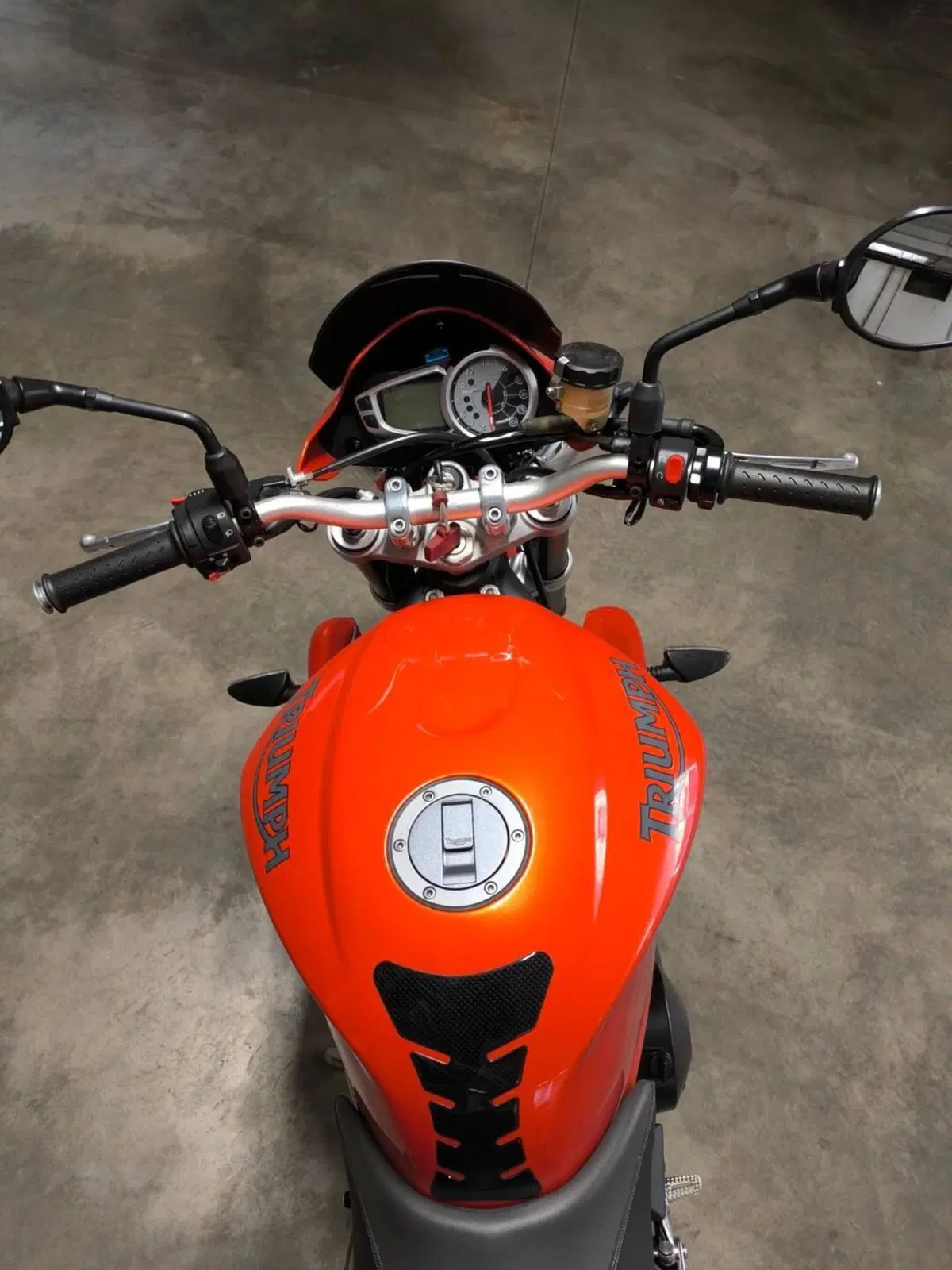Triumph Street Triple R (2009 - 12) (6)