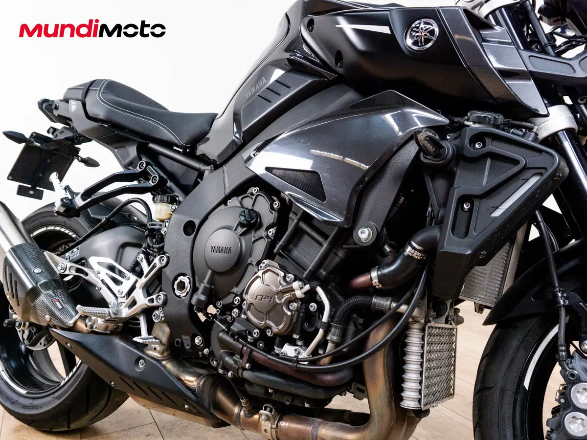 Yamaha MT-10 ABS (2016 - 17) (5)