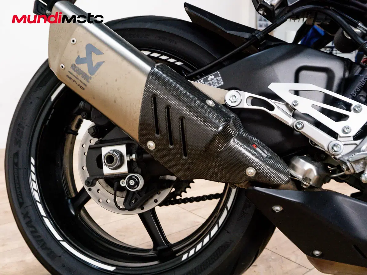 Yamaha MT-10 ABS (2016 - 17) (15)