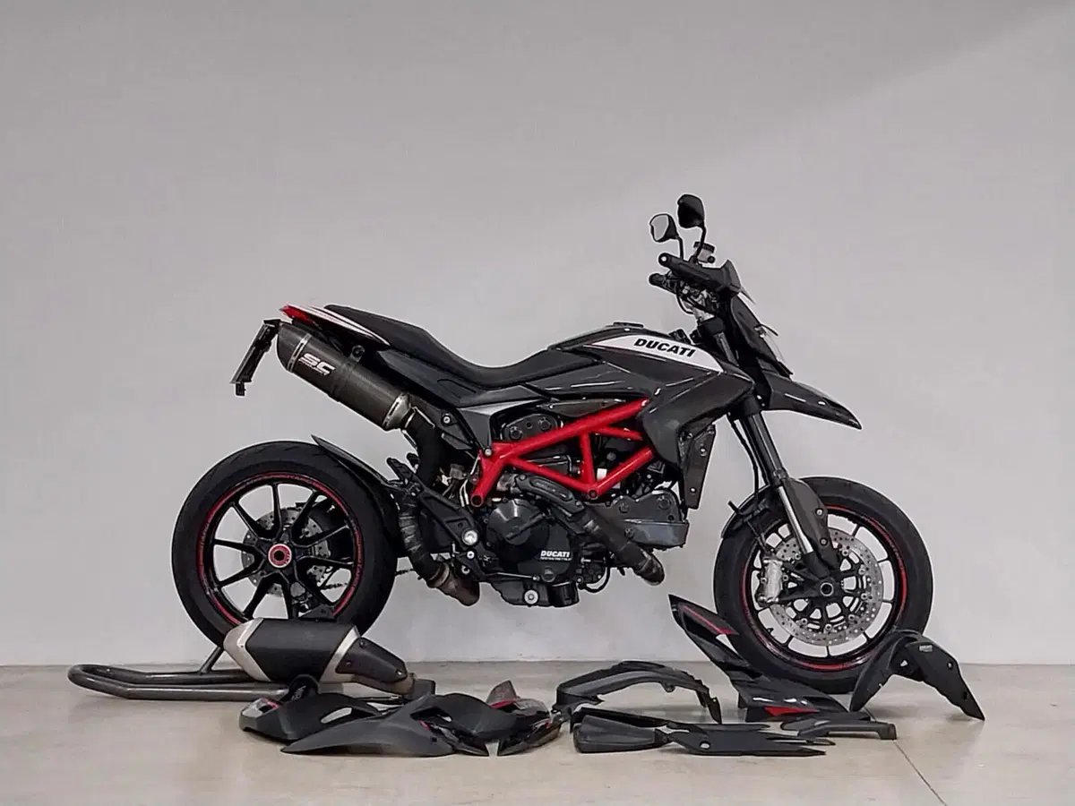 Ducati Hypermotard 821 (2013 - 15)